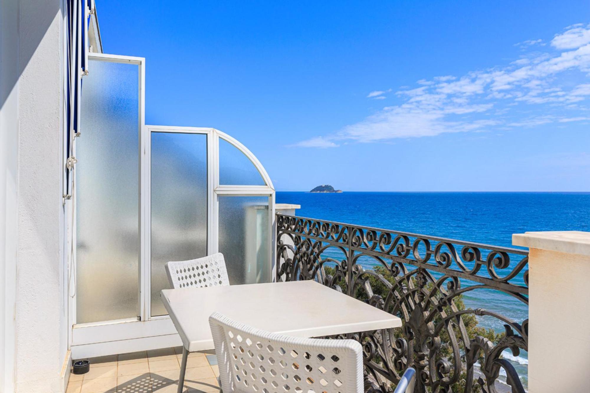 Grand Hotel Mediterranee Alassio Eksteriør billede