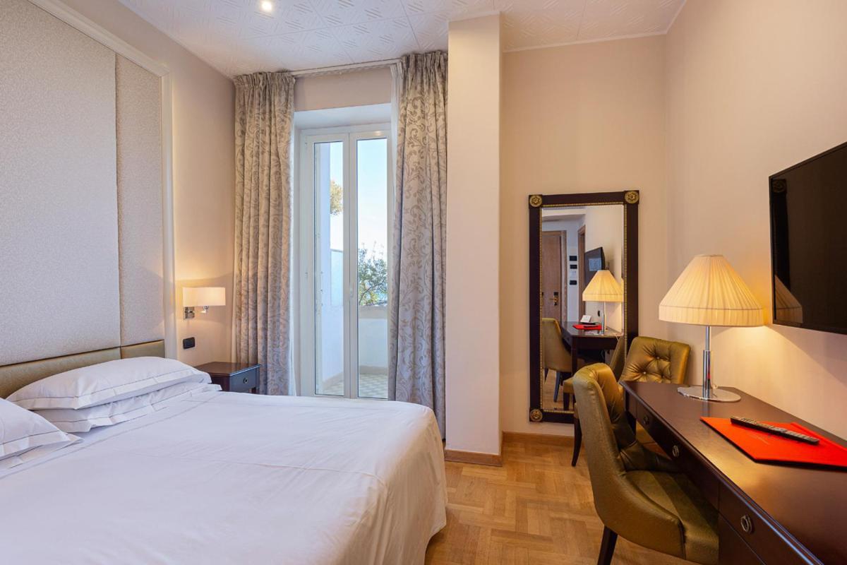 Grand Hotel Mediterranee Alassio Eksteriør billede